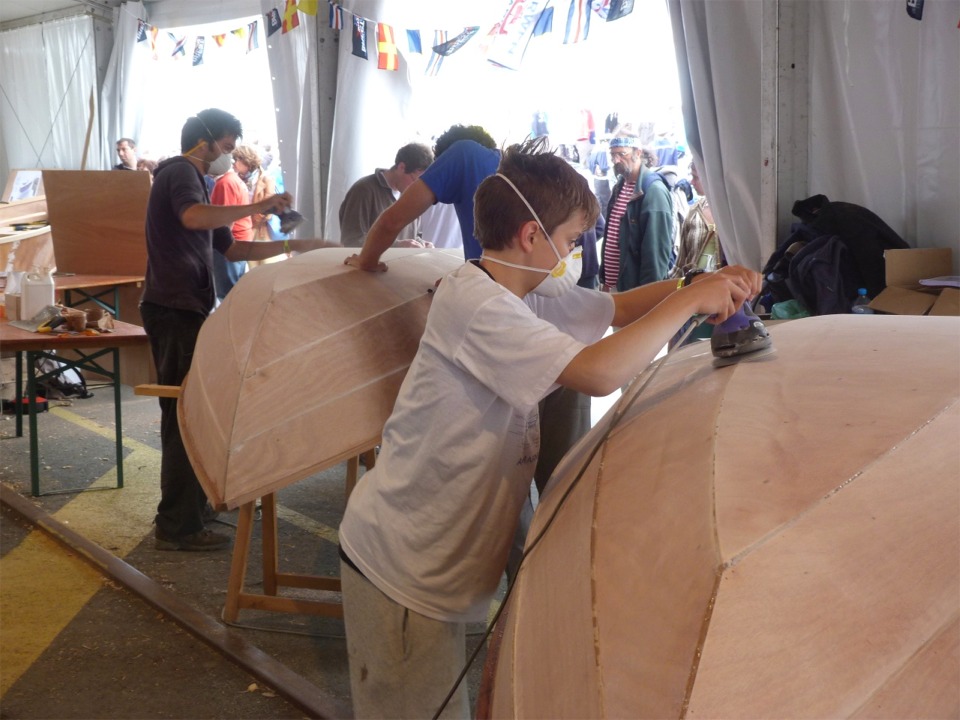 Vous pourrez très prochainement vous inscrire pour construire votre propre Skerry (ou Kaholo SUP, ou Wood Duck) pendant "Je construis mon bateau" sur le port de Vannes pendant la Semaine du Golfe (semaine de l'Ascension, début mai 2013). 