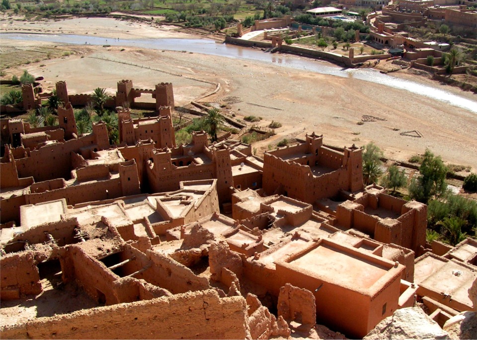 Le ksar d'Aït-Ben-Haddou, inscrit sur la liste du patrimoine mondial de l'UNESCO depuis 1987. Aït Benhaddou est dans la province de Ouarzazate, dans le sud du Maroc. 