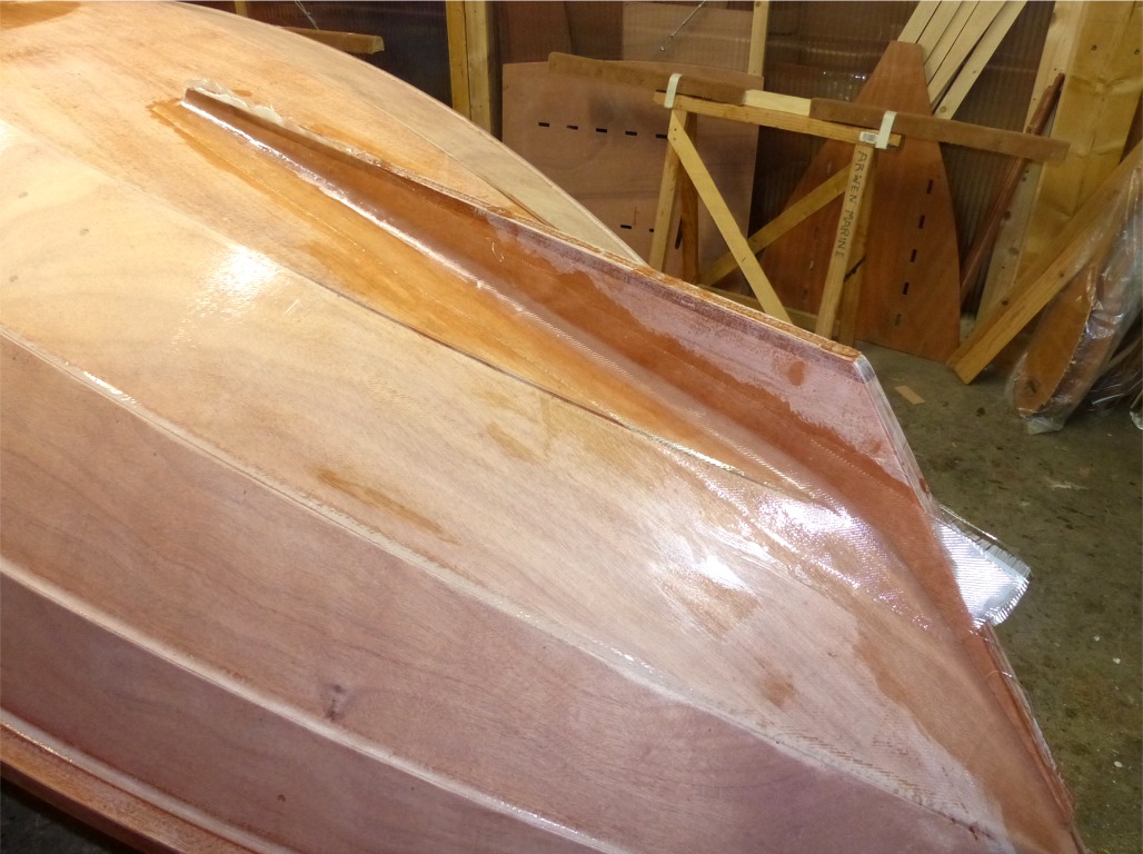 Voilà qui est fait pour l'aileron. 